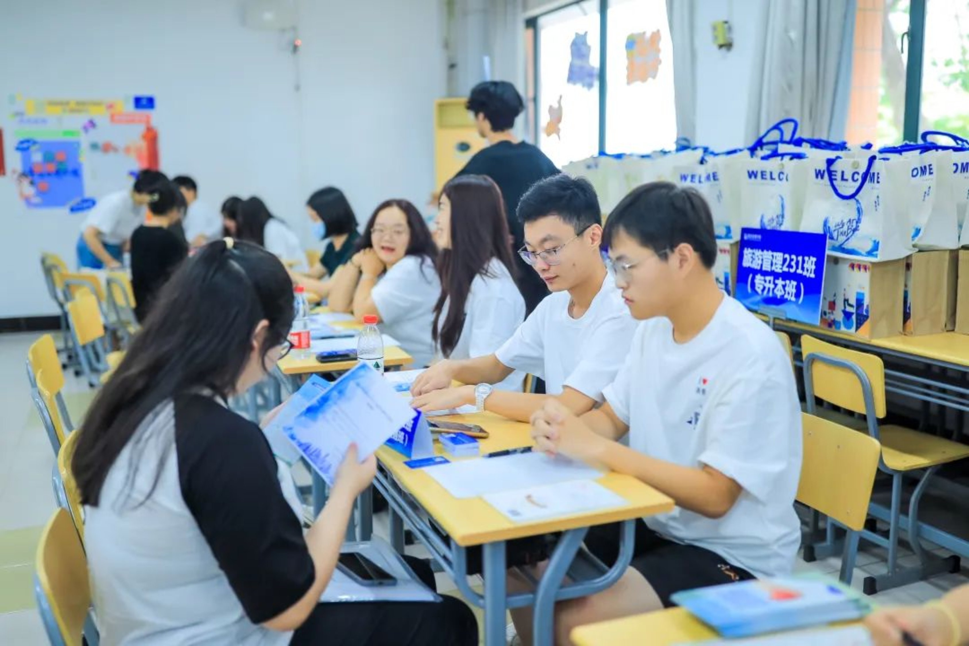 二级学院迎新