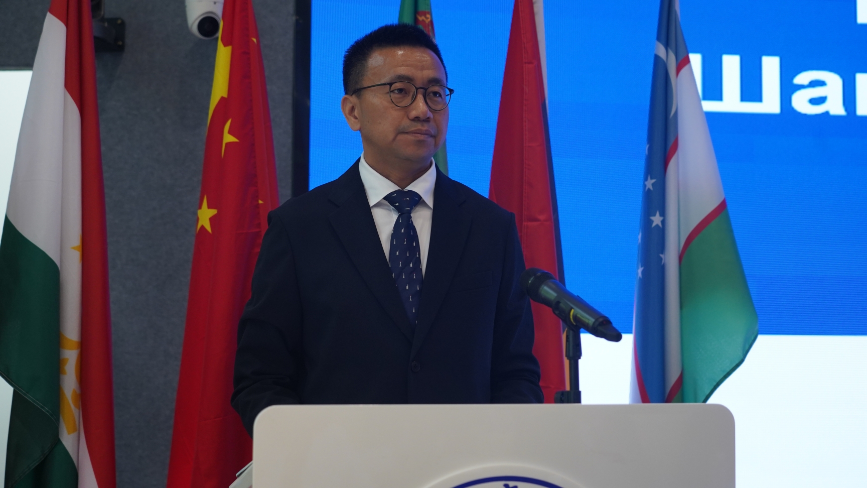 上海市教委终身教育处副处长黄峰讲话